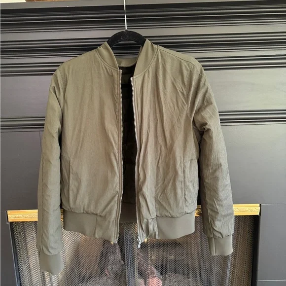 lululemon athletica Khaki Quilted Bomber Jacket - Picture 2 of 2